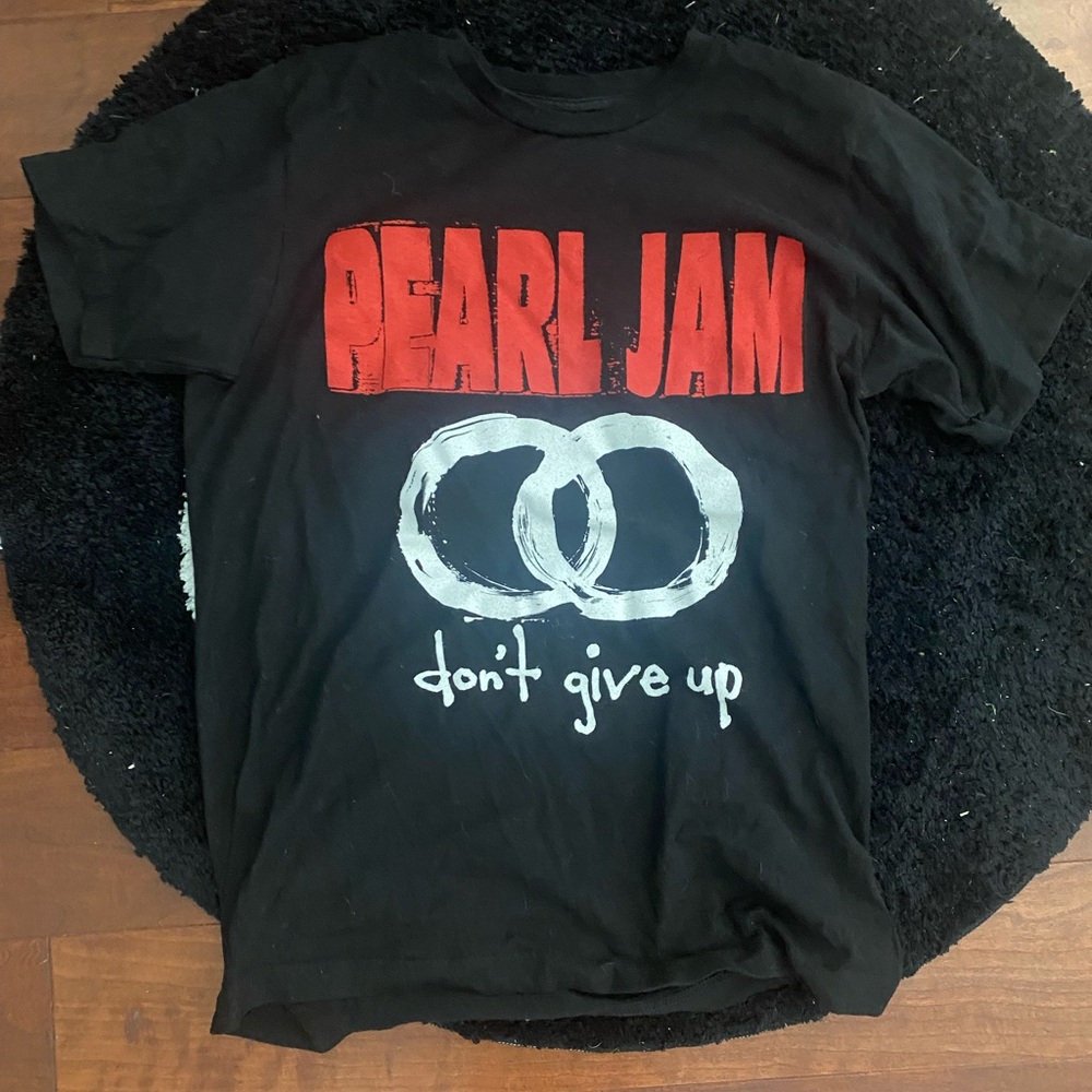 Pearl Jam Graphic Tee